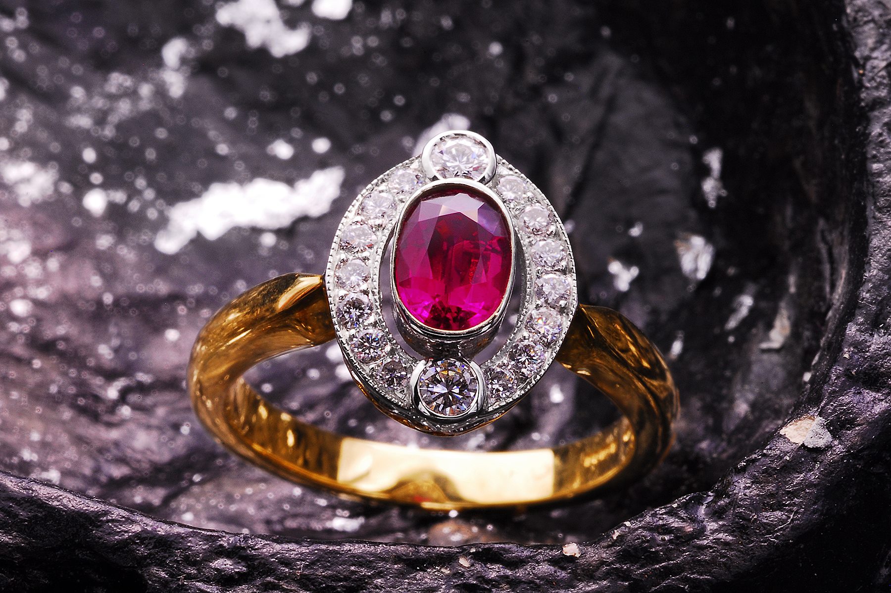 Custom jewelry service