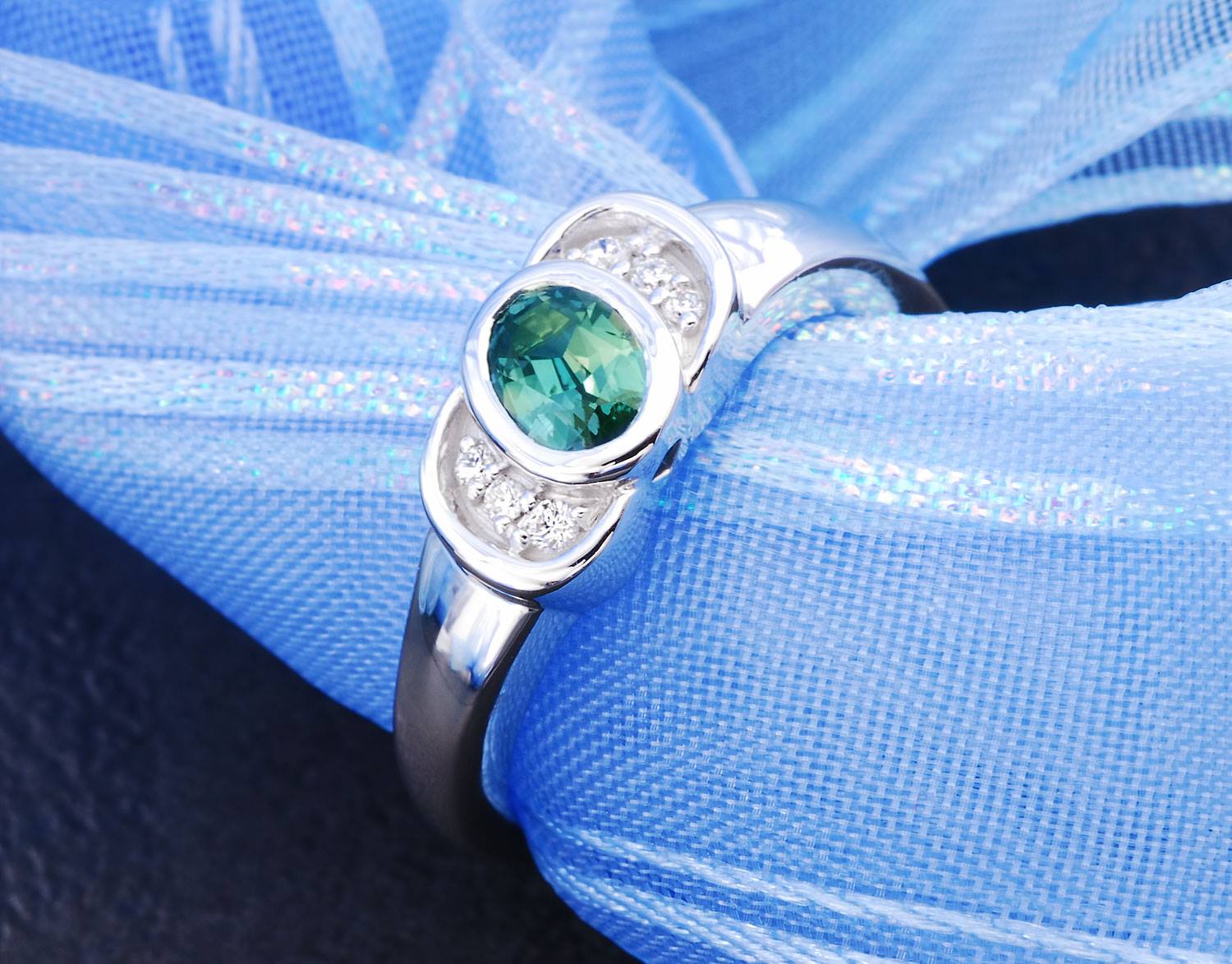 Custom jewelry service