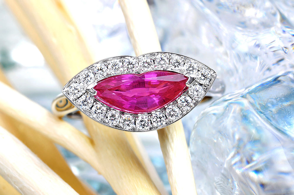 Custom jewelry service